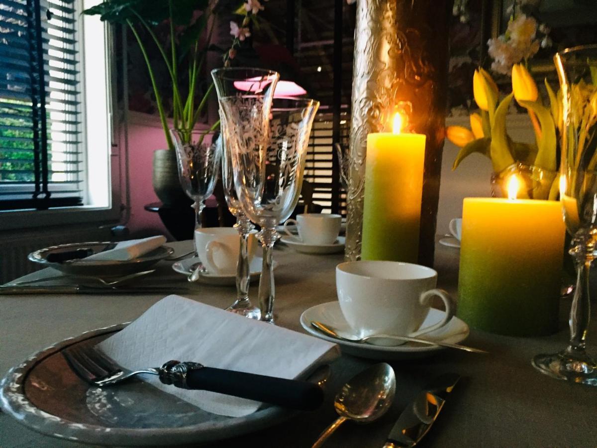 Bed and Breakfast Huyze-peppins Maldegem Esterno foto