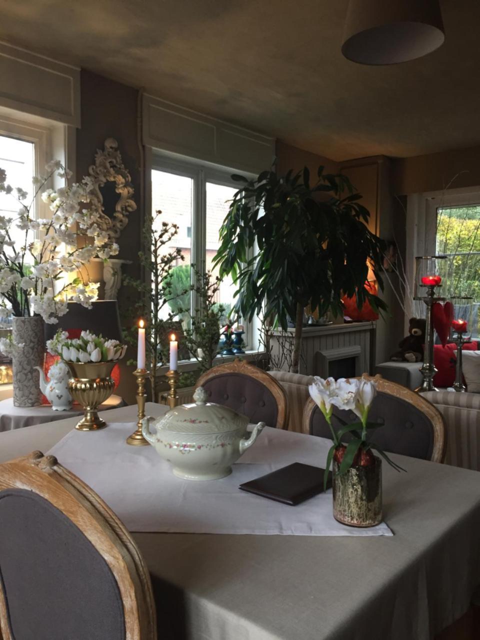 Bed and Breakfast Huyze-peppins Maldegem Esterno foto