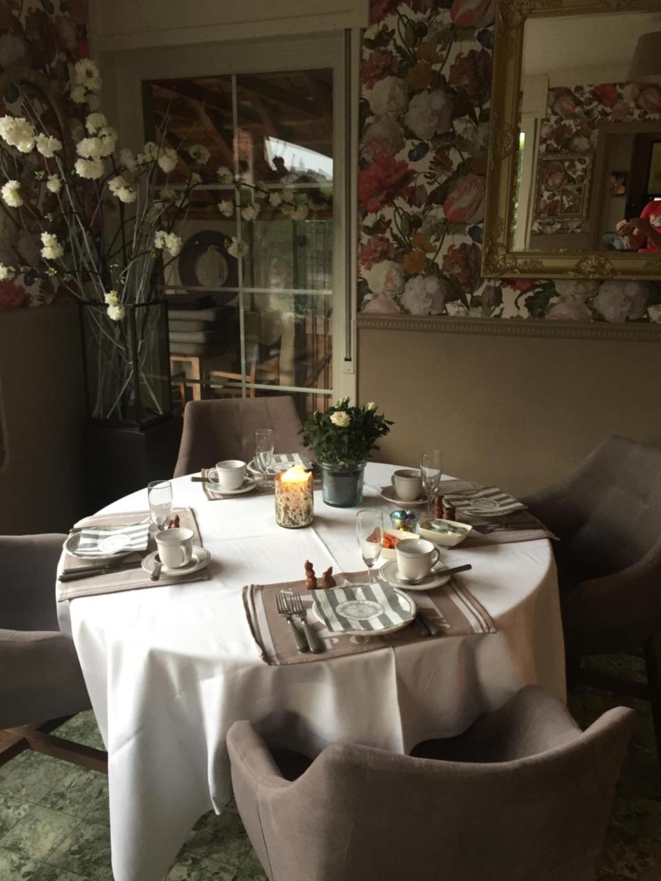 Bed and Breakfast Huyze-peppins Maldegem Esterno foto
