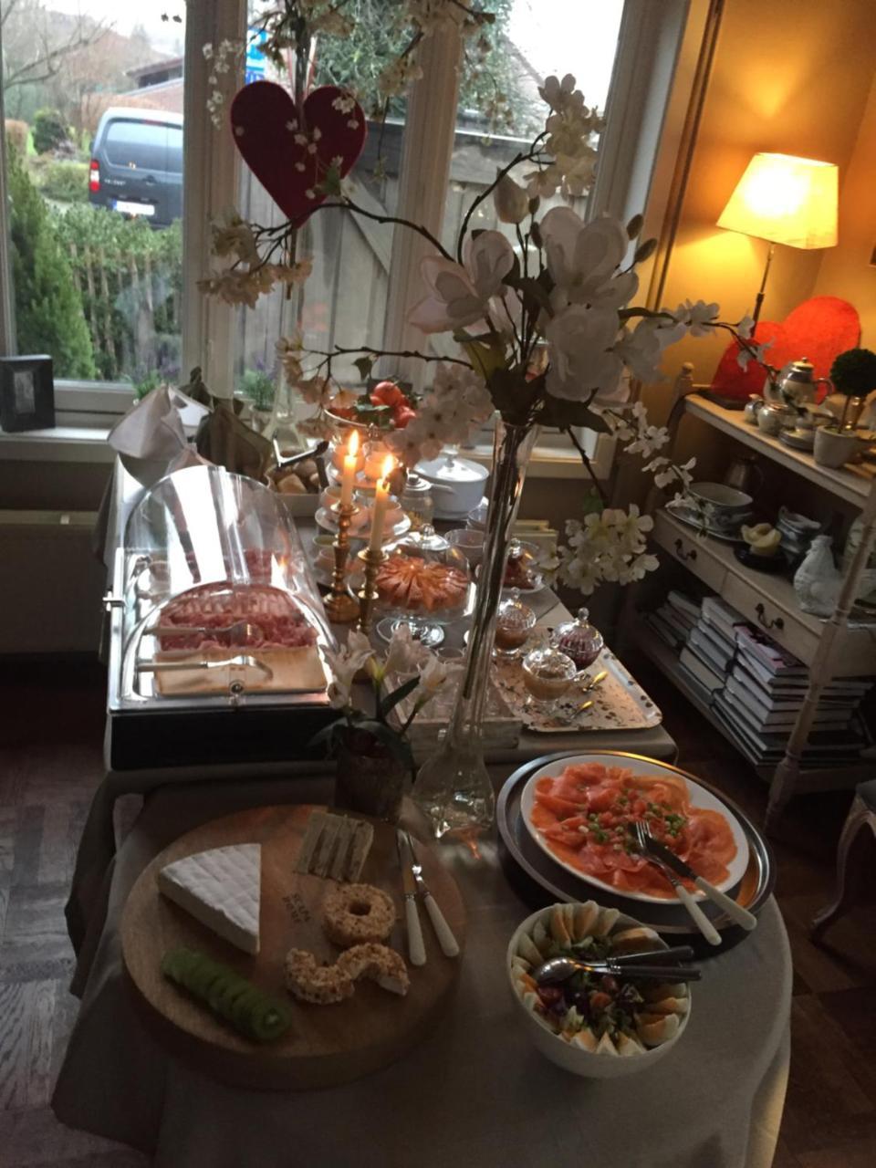 Bed and Breakfast Huyze-peppins Maldegem Esterno foto